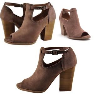 *CLEARANCE!!!* Brown Peep Toe Stacked Heel Booties